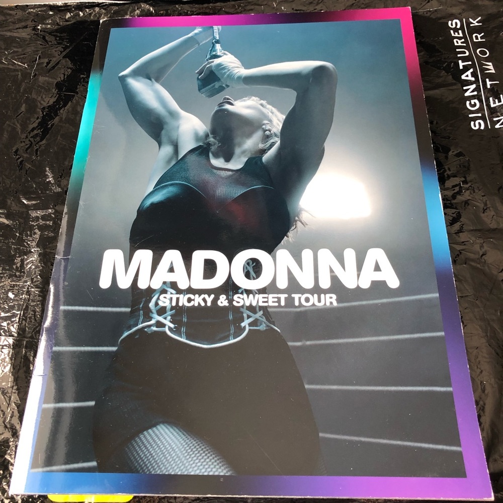 Madonna Sticky and Sweet Program Concert